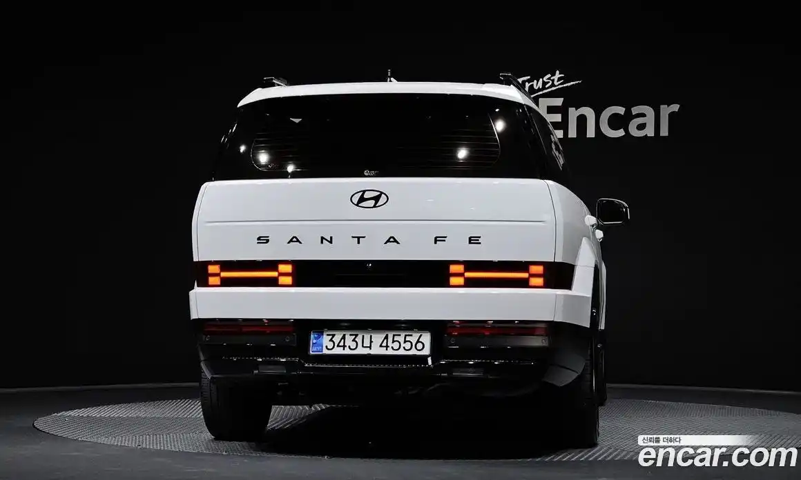 Hyundai Santa Fe 2024 1.6 Автомат в Москве № 518286, фото 4