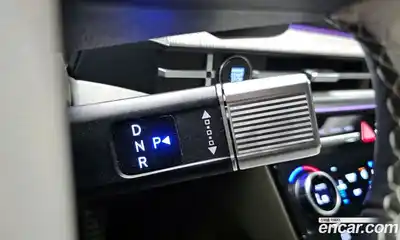 Hyundai Santa Fe 2024 1.6 Автомат в Москве № 518286, миниатюра 9