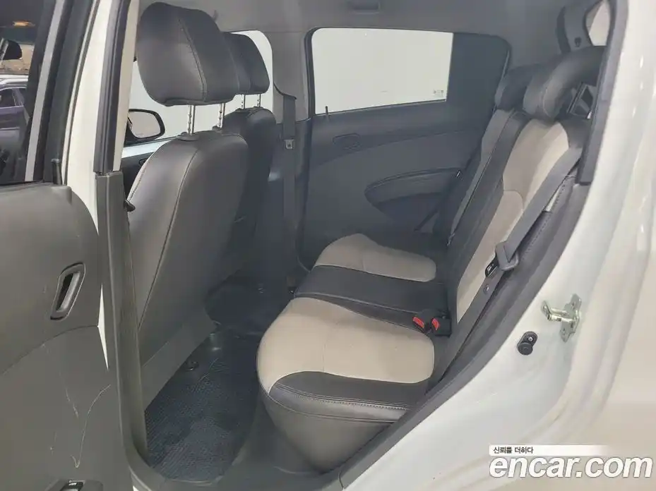 Chevrolet Spark 2014 1.0 Автомат в Москве № 519447, фото 14