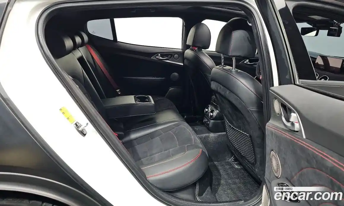 Kia Stinger 2021 3.3 Автомат в Москве № 519996, фото 12