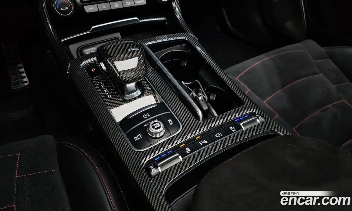 Kia Stinger 2021 3.3 Автомат в Москве № 519996, фото 9