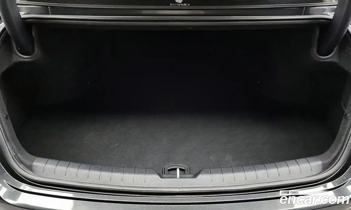 Kia K8 2023 2.5 Автомат в Москве № 520126, фото 20