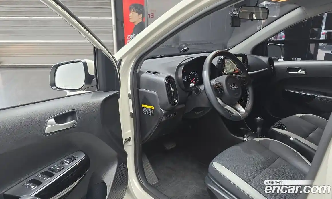 Kia Morning 2018 1.0 Автомат в Москве № 520146, фото 11