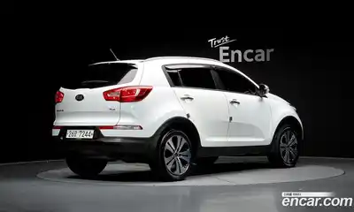 Kia Sportage 2013 2.0 Автомат в Москве № 520200, миниатюра 2