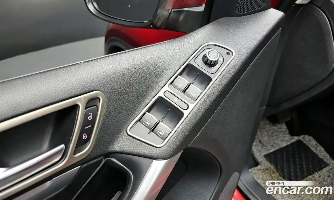 Volkswagen Tiguan 2014 2.0 Автомат в Москве № 520806, фото 18