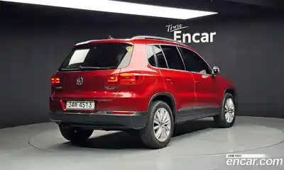 Volkswagen Tiguan 2014 2.0 Автомат в Москве № 520806, миниатюра 2