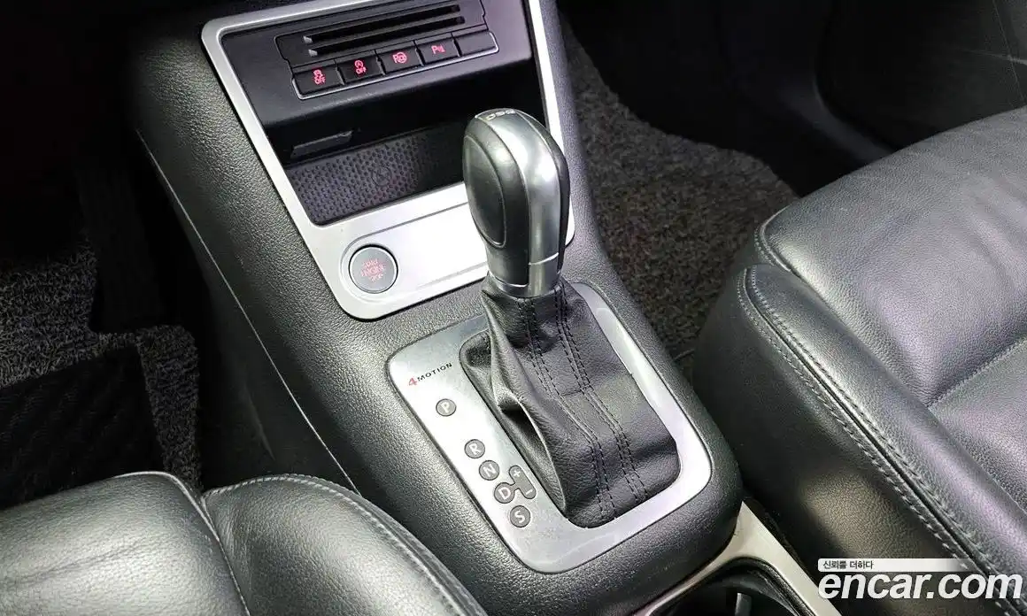 Volkswagen Tiguan 2014 2.0 Автомат в Москве № 520806, фото 9