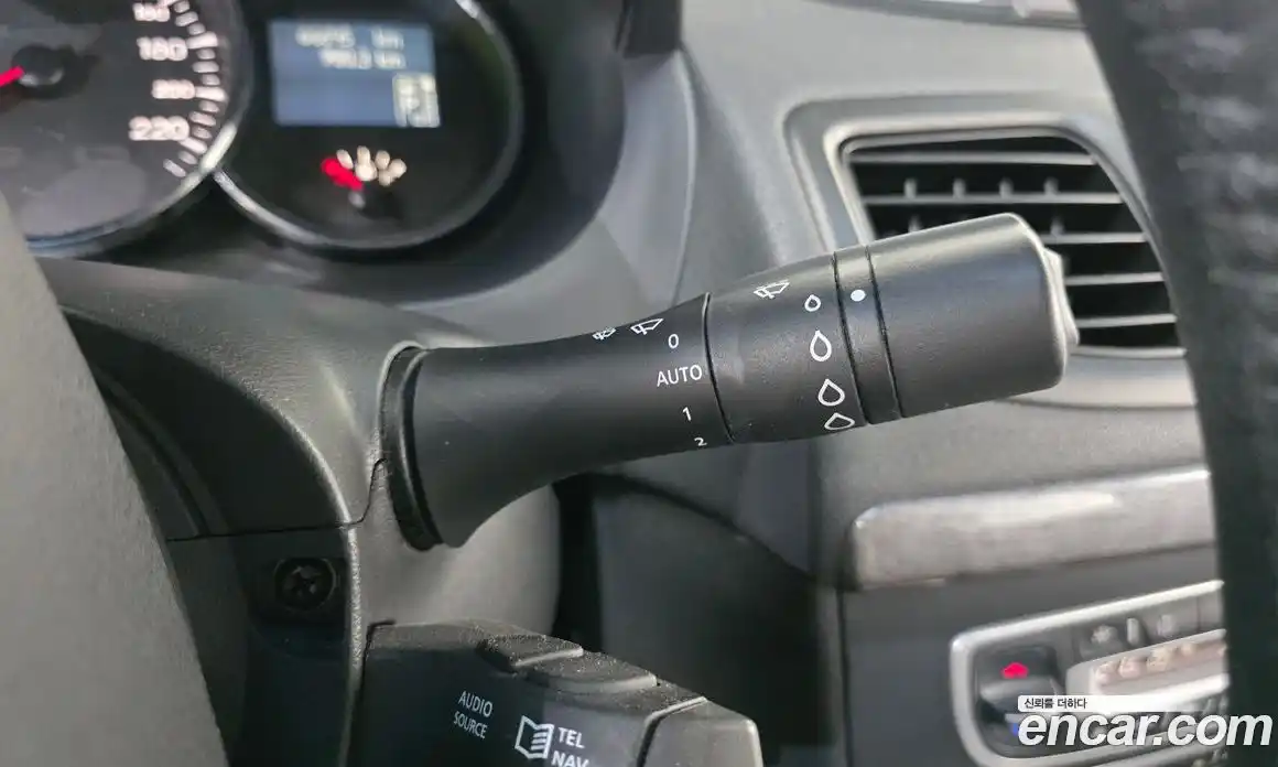 Renault SM3 2012 1.6 Автомат в Москве № 521057, фото 19