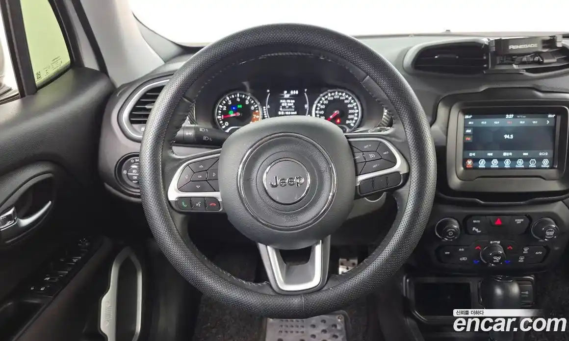 Jeep Renegade 2021 2.4 Автомат в Москве № 521954, фото 13