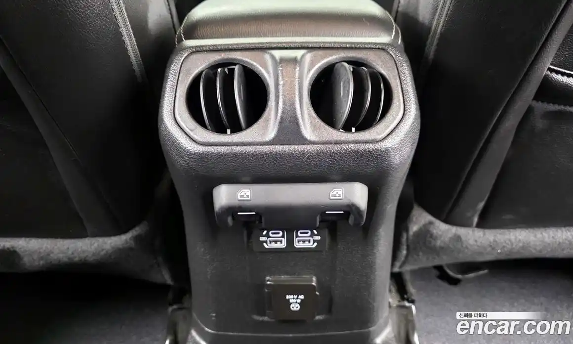 Jeep Wrangler 2022 2.0 Автомат в Москве № 522157, фото 17