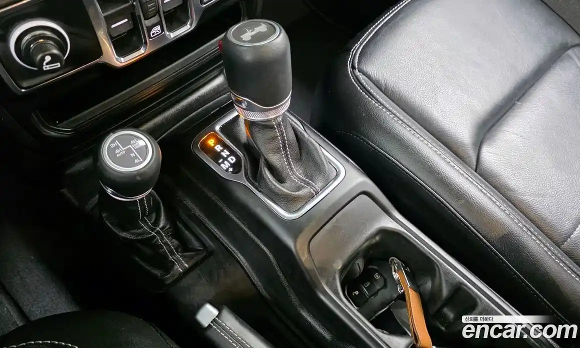 Jeep Wrangler 2022 2.0 Автомат в Москве № 522157, фото 8