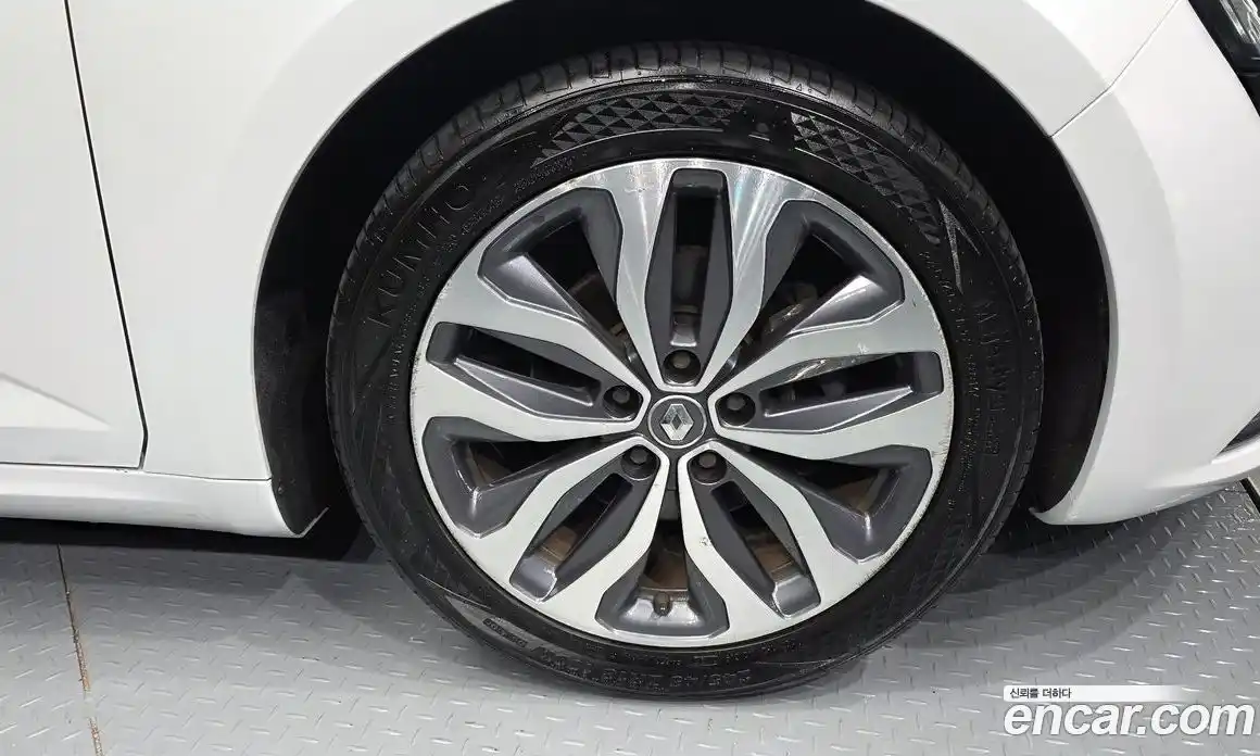 Renault SM6 2017 2.0 Автомат в Москве № 522648, фото 5