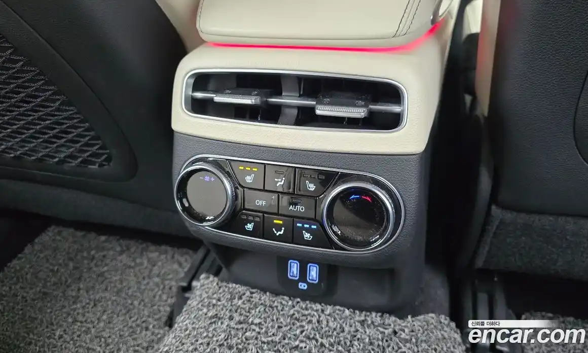 Genesis GV70 2022 2.5 Автомат в Москве № 523870, фото 19