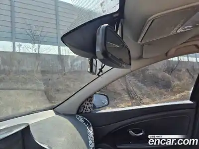 Renault SM3 2013 1.6 Автомат в Москве № 524481, миниатюра 7