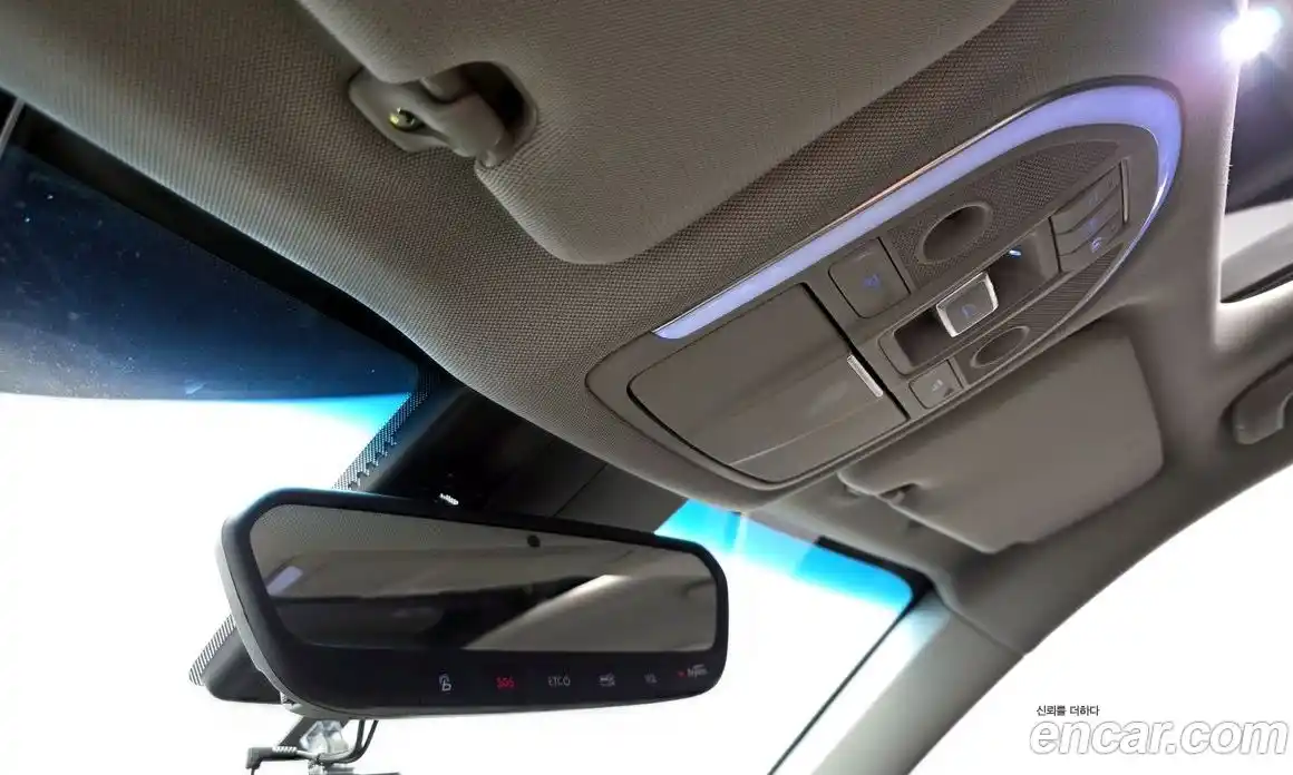 Genesis G80 2017 3.3 Автомат в Москве № 524853, фото 18