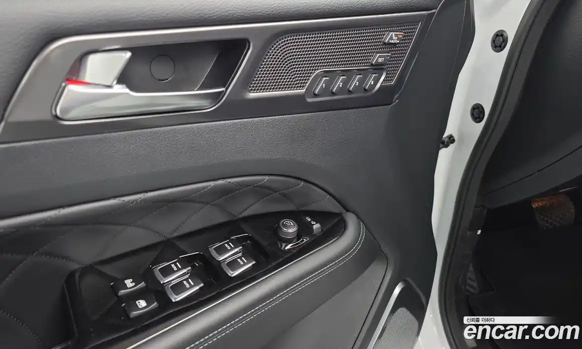 SsangYong Rexton 2024 2.2 Автомат в Москве № 524965, фото 17