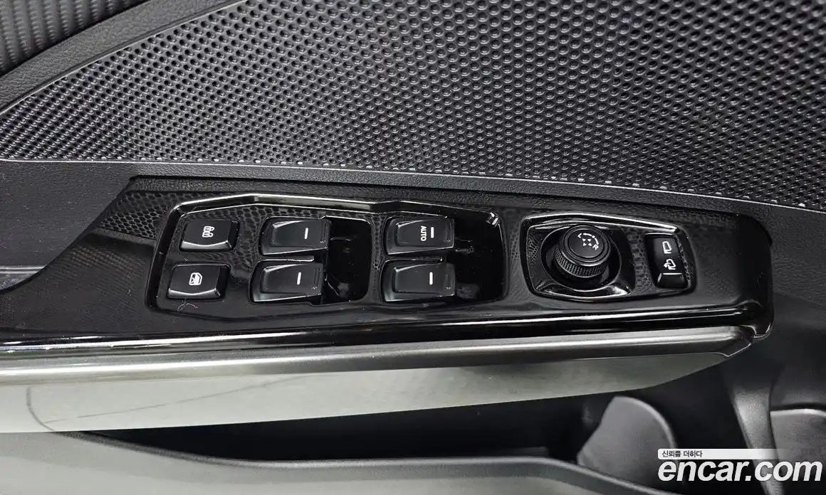 SsangYong TIBOLI 2024 1.5 Автомат в Москве № 525215, фото 18