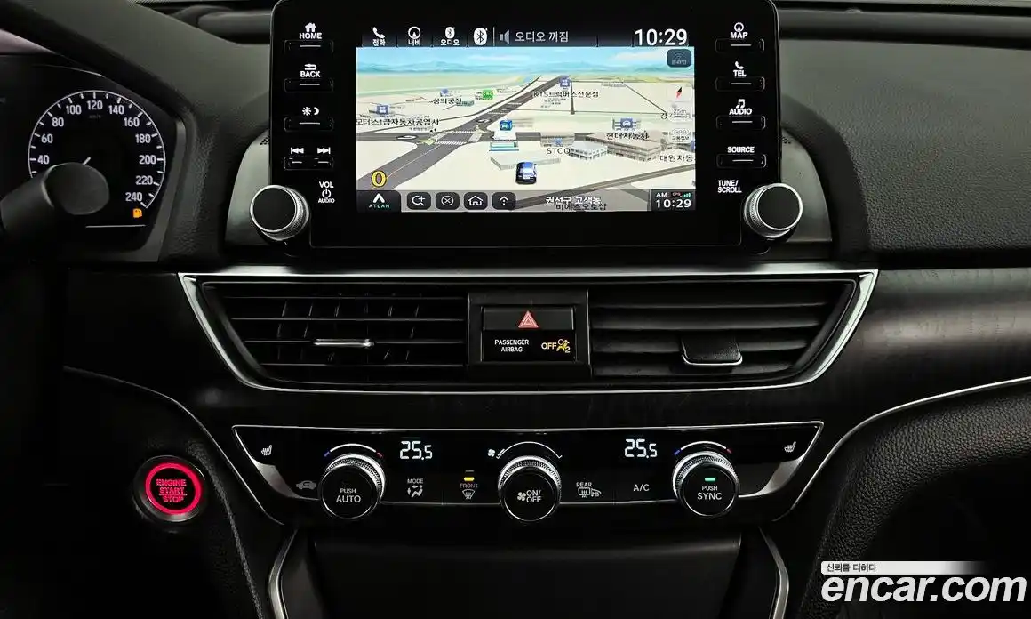 Honda Accord 2018 2.0 Автомат в Москве № 526163, фото 14