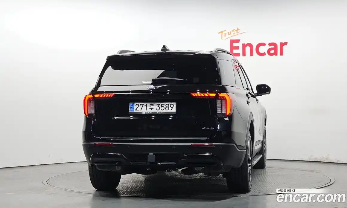 Ford Explorer 2025 2.3 Автомат в Москве № 527326, фото 4