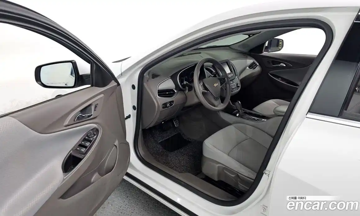 Chevrolet Malibu 2017 1.5 Автомат в Москве № 527778, фото 10