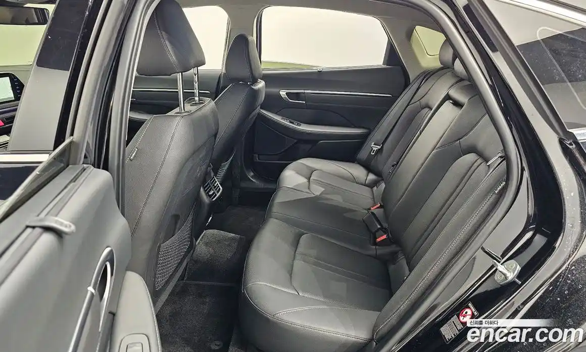 Hyundai Sonata 2022 2.0 Автомат в Москве № 530133, фото 12