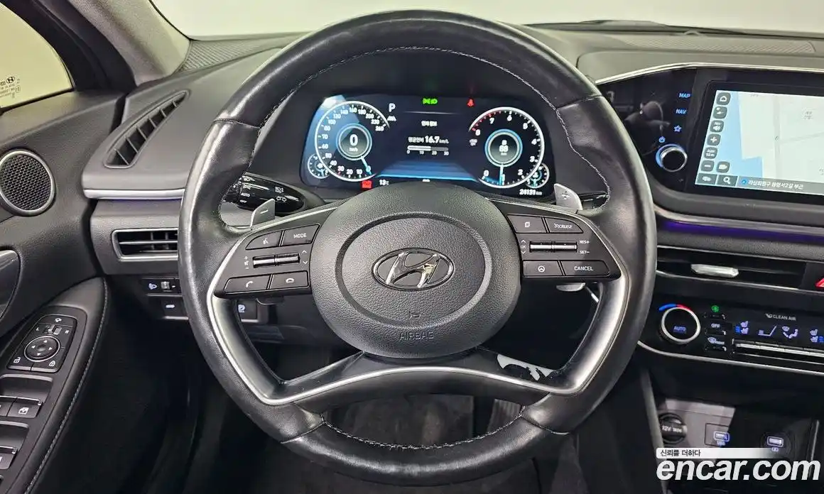 Hyundai Sonata 2022 2.0 Автомат в Москве № 530133, фото 13