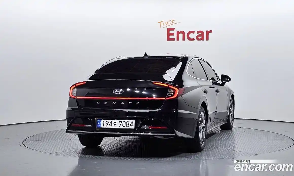 Hyundai Sonata 2022 2.0 Автомат в Москве № 530133, фото 4