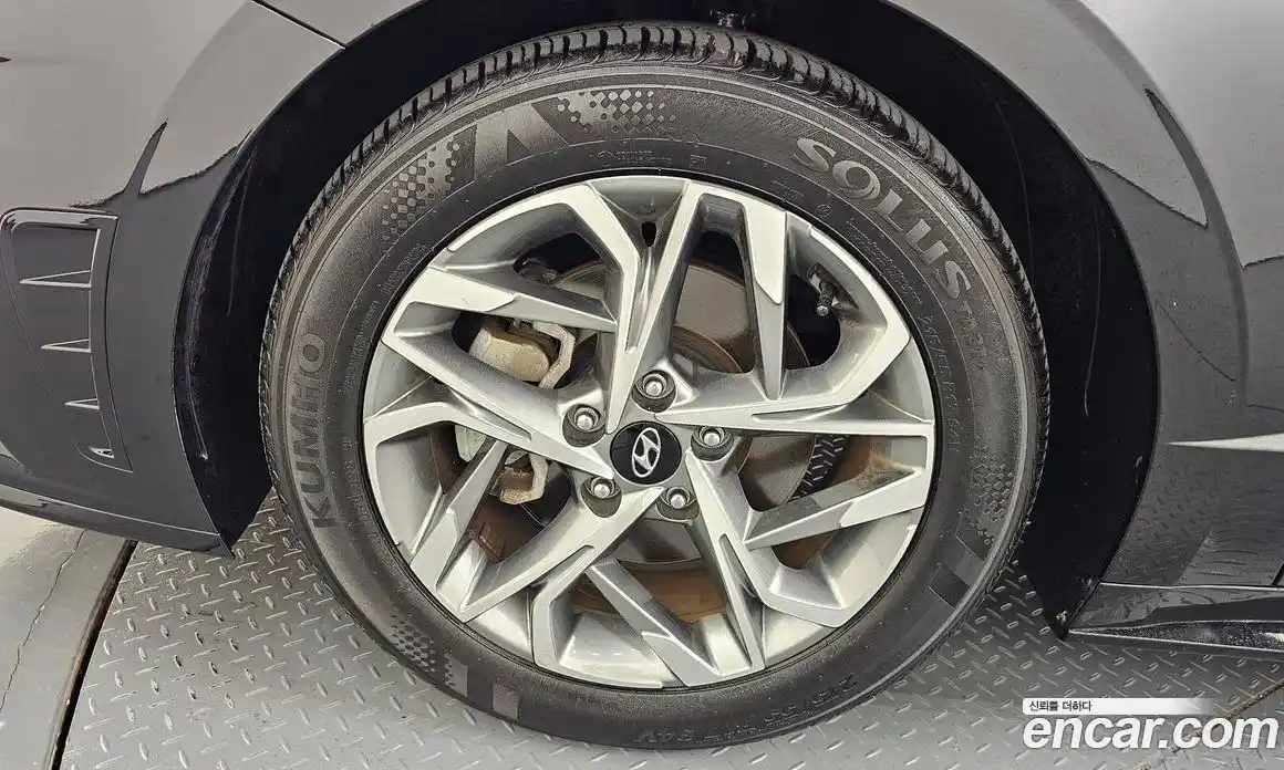 Hyundai Sonata 2022 2.0 Автомат в Москве № 530133, фото 5