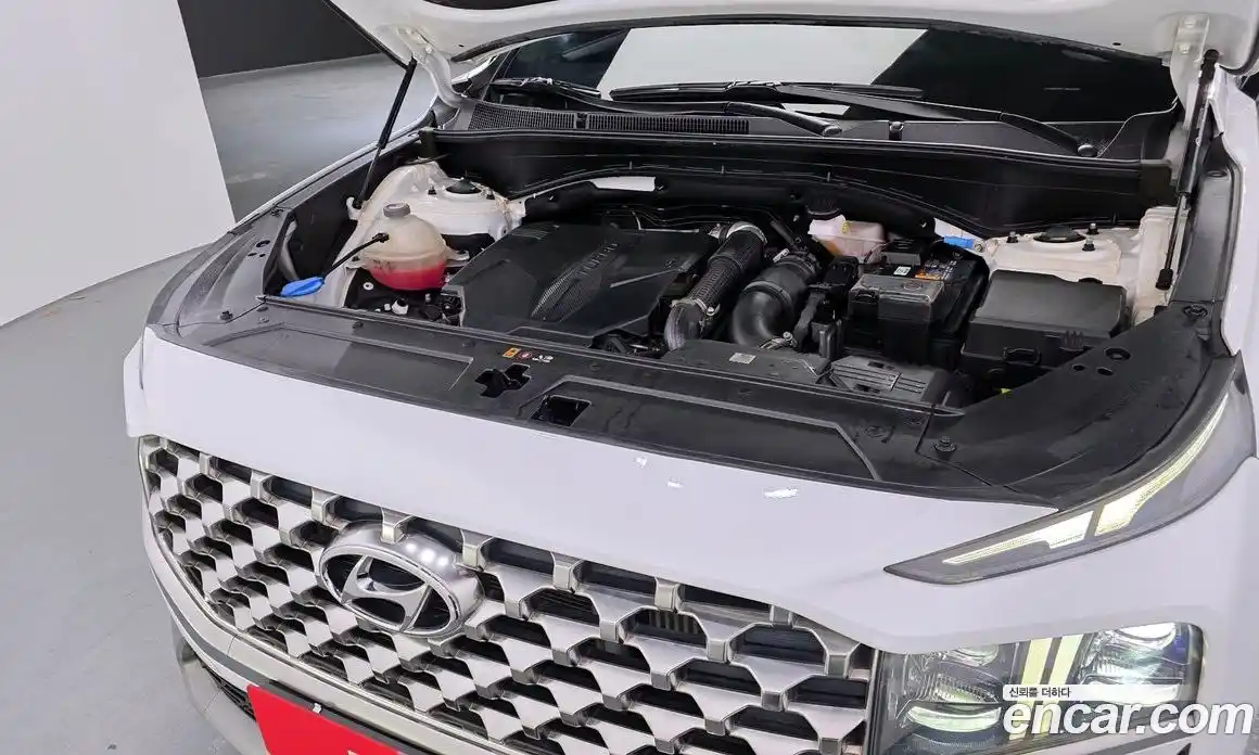 Hyundai Santa Fe 2022 2.5 Автомат в Москве № 530914, фото 6