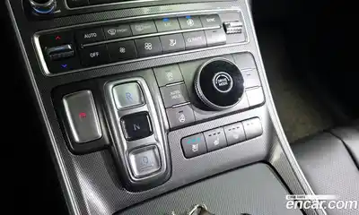 Hyundai Santa Fe 2022 2.5 Автомат в Москве № 530914, миниатюра 9