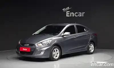Hyundai Accent, 2011