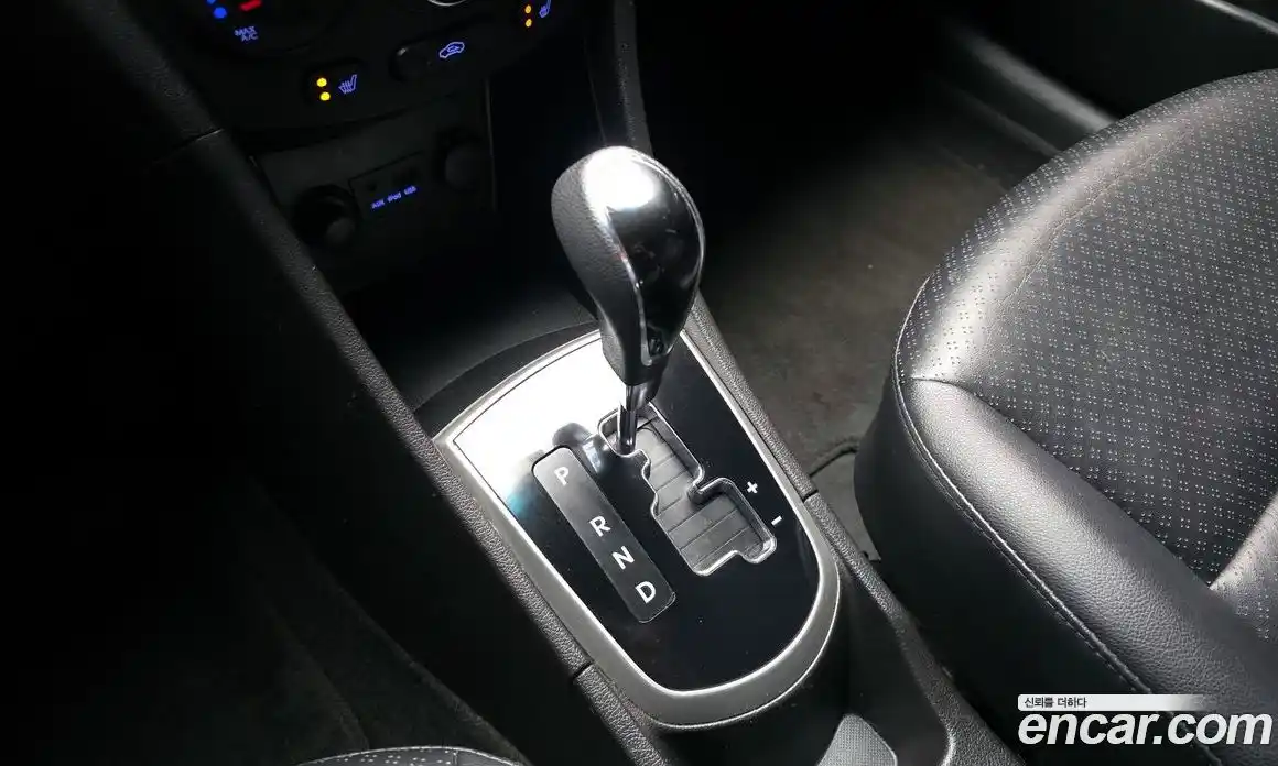 Hyundai Accent 2011 1.4 Автомат в Москве № 530961, фото 9