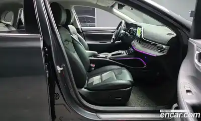 Hyundai Grandeur 2021 2.5 Автомат в Москве № 531164, миниатюра 10