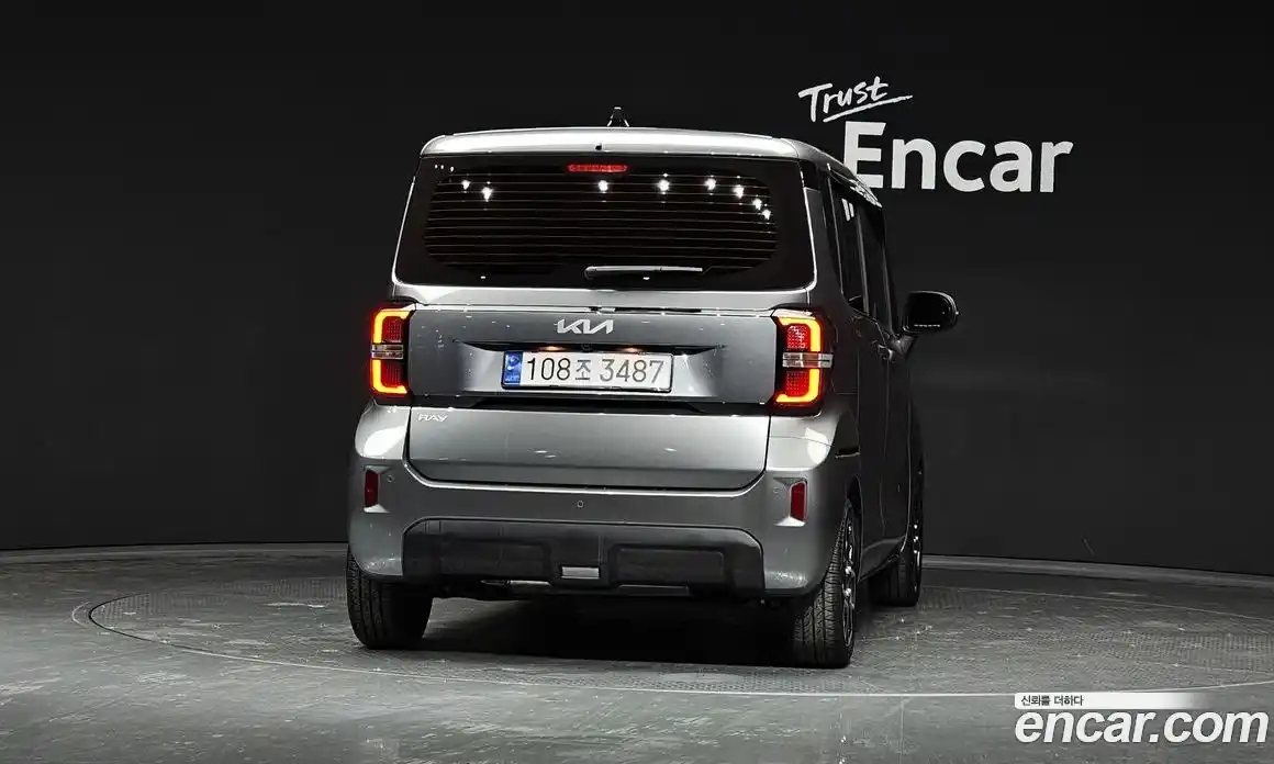 Kia Ray 2024 1.0 Автомат в Москве № 531795, фото 3