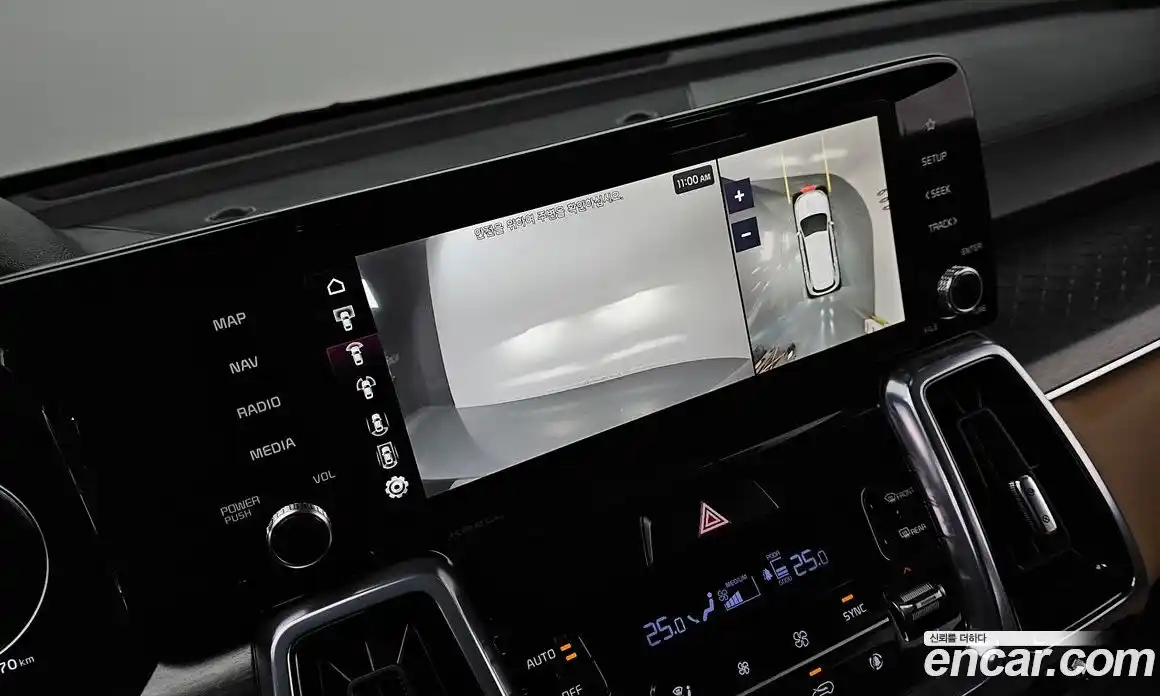 Kia Sorento 2023 2.5 Автомат в Москве № 531862, фото 16