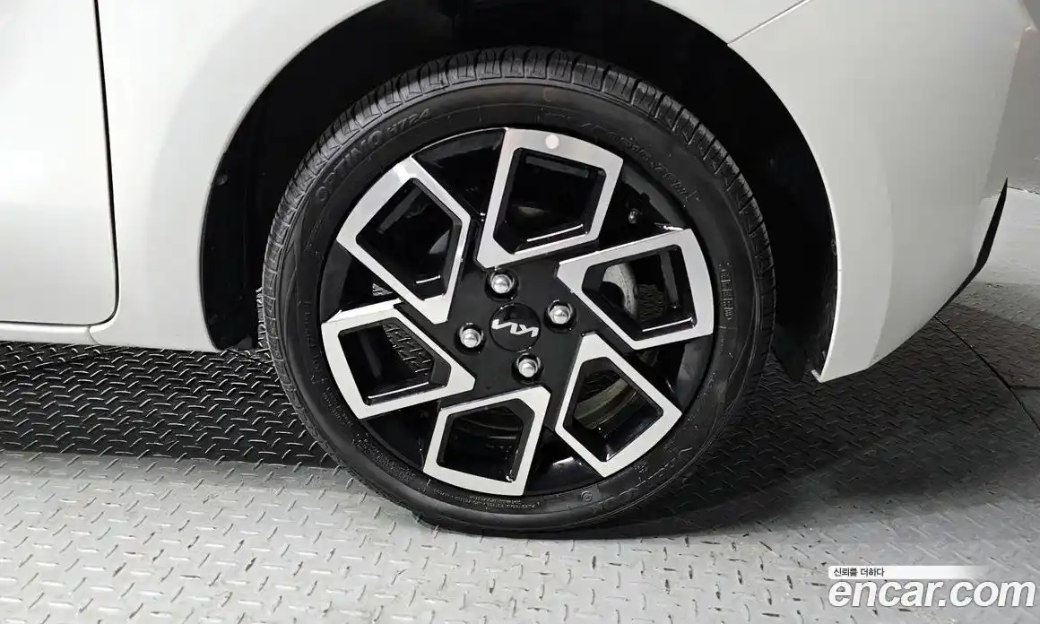 Kia Ray 2024 1.0 Автомат в Москве № 532046, фото 5