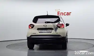 Renault QM3 2015 1.5 Автомат в Москве № 534186, миниатюра 3