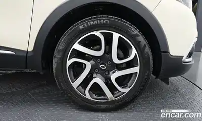 Renault QM3 2015 1.5 Автомат в Москве № 534186, миниатюра 4