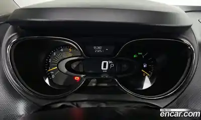 Renault QM3 2015 1.5 Автомат в Москве № 534186, миниатюра 7