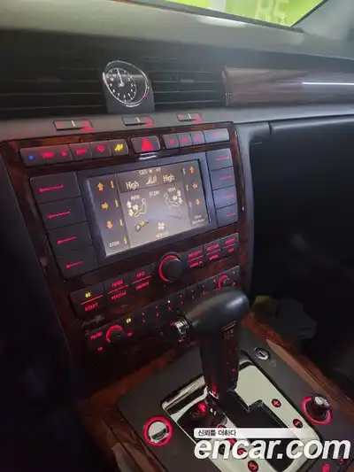 Volkswagen Phaeton 2007 4.2 Автомат в Москве № 534467, миниатюра 5