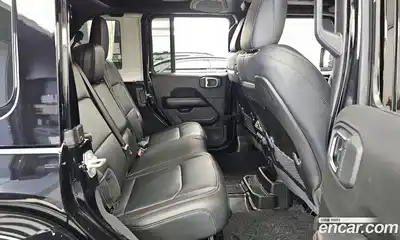 Jeep Wrangler 2024 2.0 Автомат в Москве № 534567, миниатюра 11