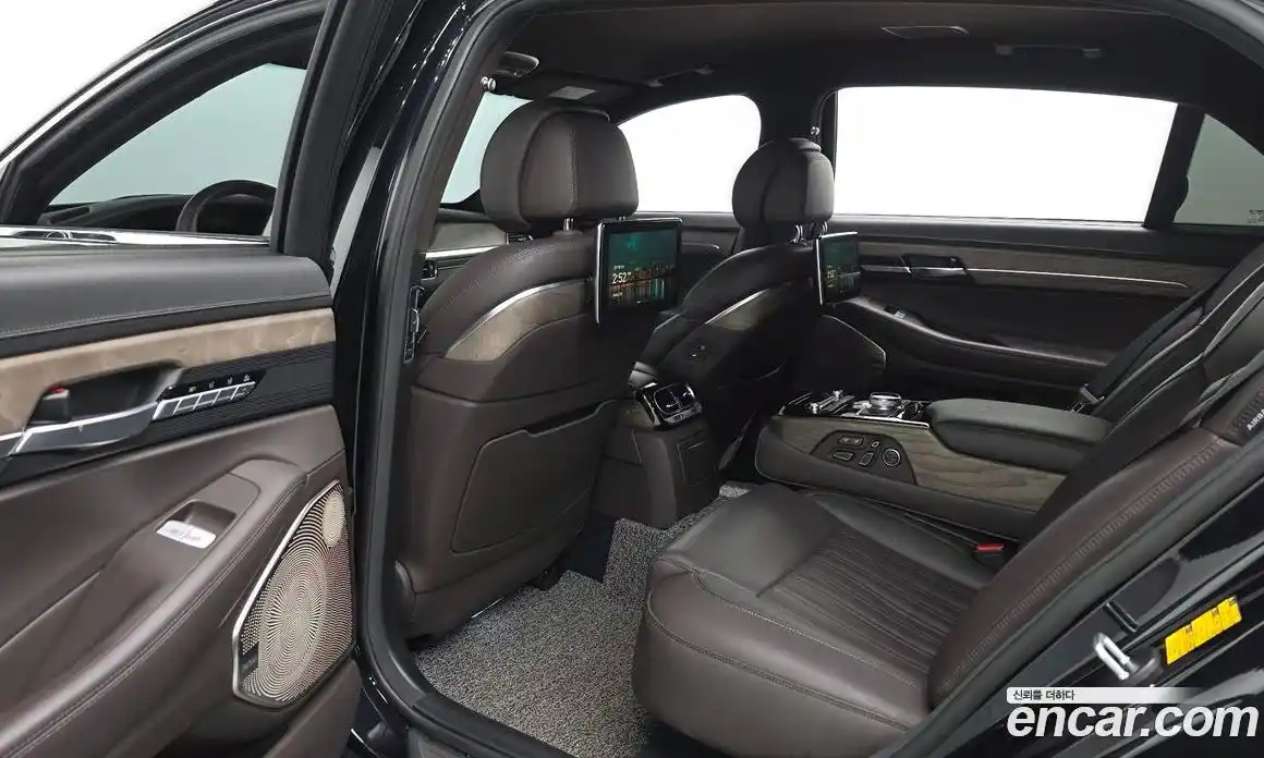 Genesis G90 2021 3.8 Автомат в Москве № 536655, фото 11