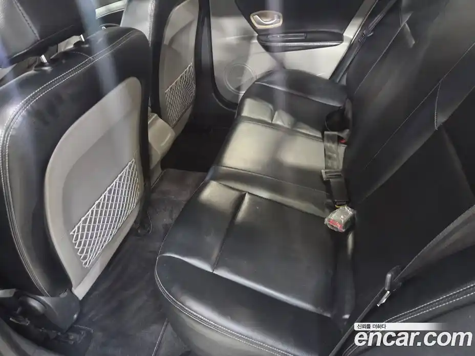 Renault SM3 2011 2.0 Автомат в Москве № 536864, фото 11