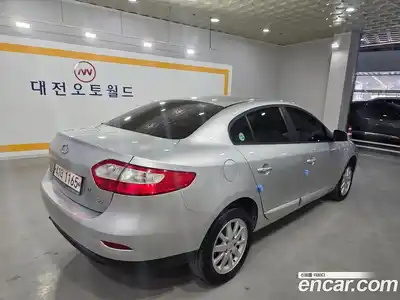 Renault SM3 2011 2.0 Автомат в Москве № 536864, миниатюра 7