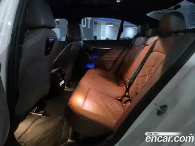 BMW 5-Series 2025 2.0 Автомат в Москве № 537959, миниатюра 11