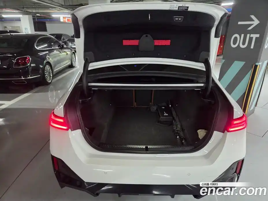 BMW 5-Series 2025 2.0 Автомат в Москве № 537959, фото 16