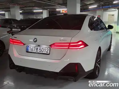 BMW 5-Series 2025 2.0 Автомат в Москве № 537959, миниатюра 2