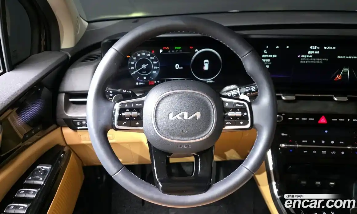 Kia Canival 2023 2.2 Автомат в Москве № 53888, фото 20