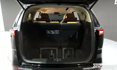 Kia Canival 2023 2.2 Автомат в Москве № 53888, миниатюра 4