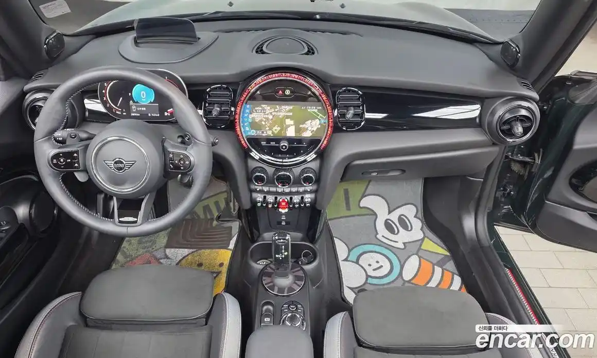 Mini Cooper Convertible 2024 2.0 Автомат в Москве № 539451, фото 7